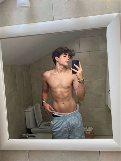 benji krol naked|Benji Krol Nudes Leaked Gay Porn Videos 